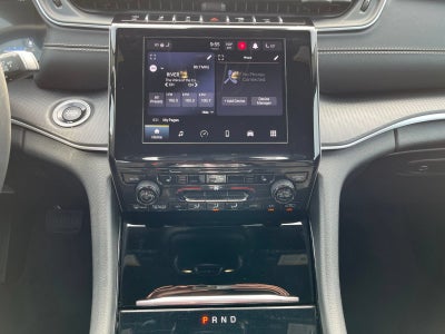 2023 Jeep Grand Cherokee L Altitude 4x2