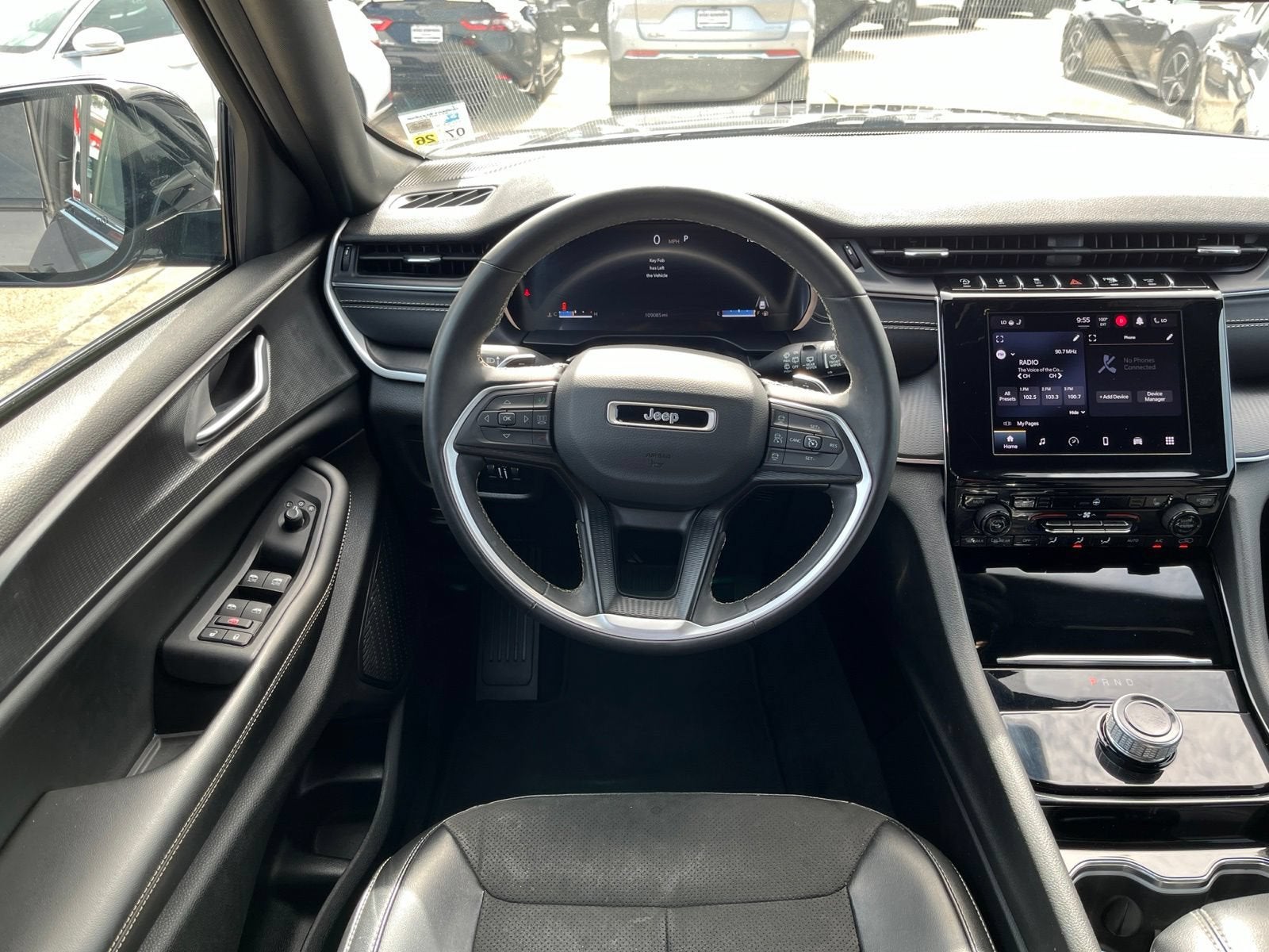 2023 Jeep Grand Cherokee L Altitude 4x2