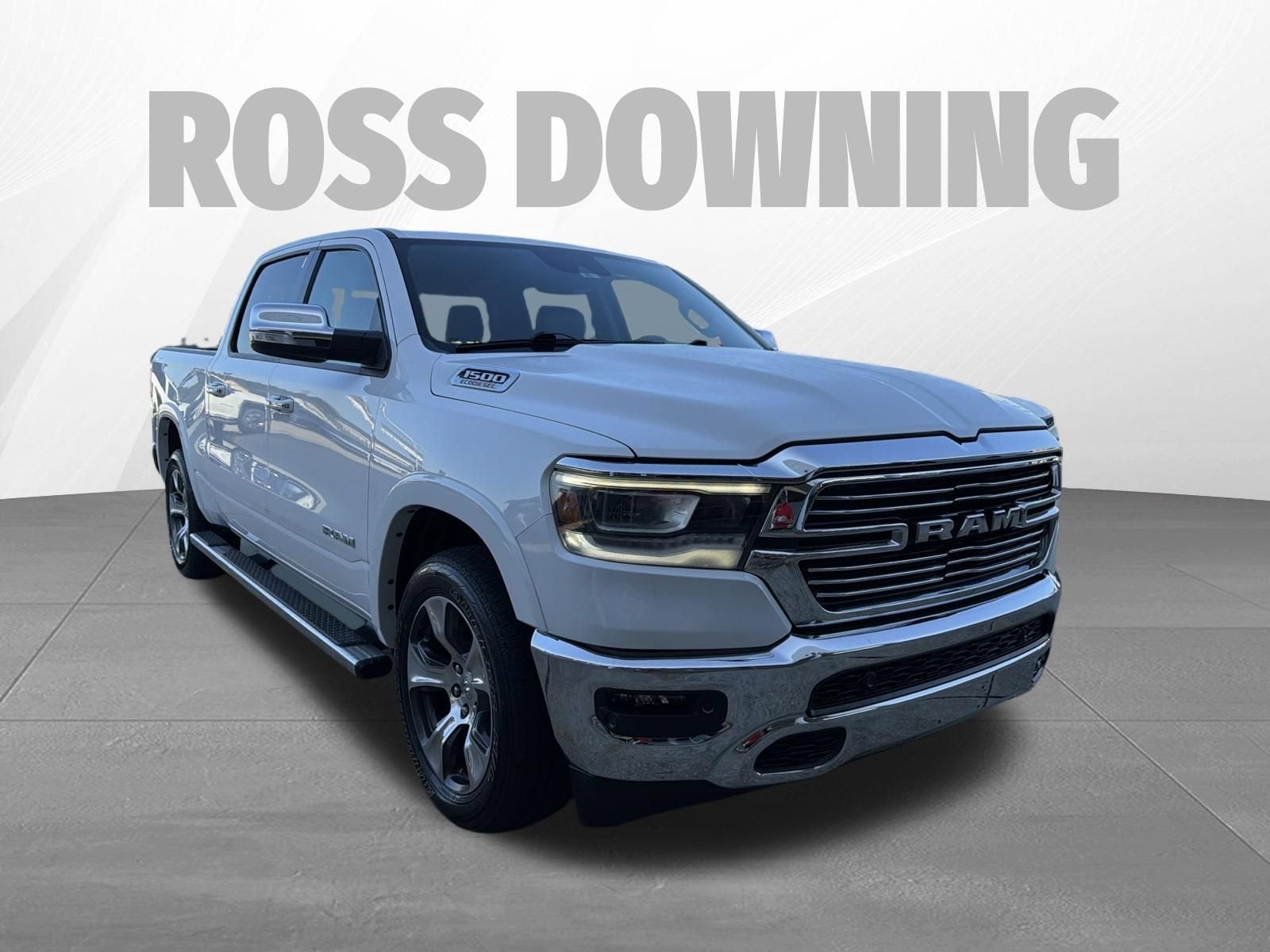 2022 RAM 1500 Laramie Crew Cab 4x2 5'7" Box