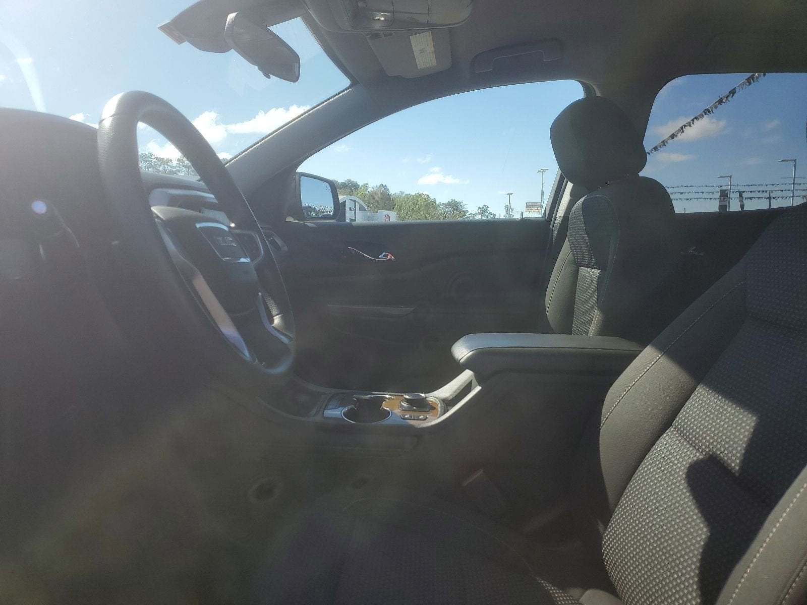 2022 GMC Acadia SLE