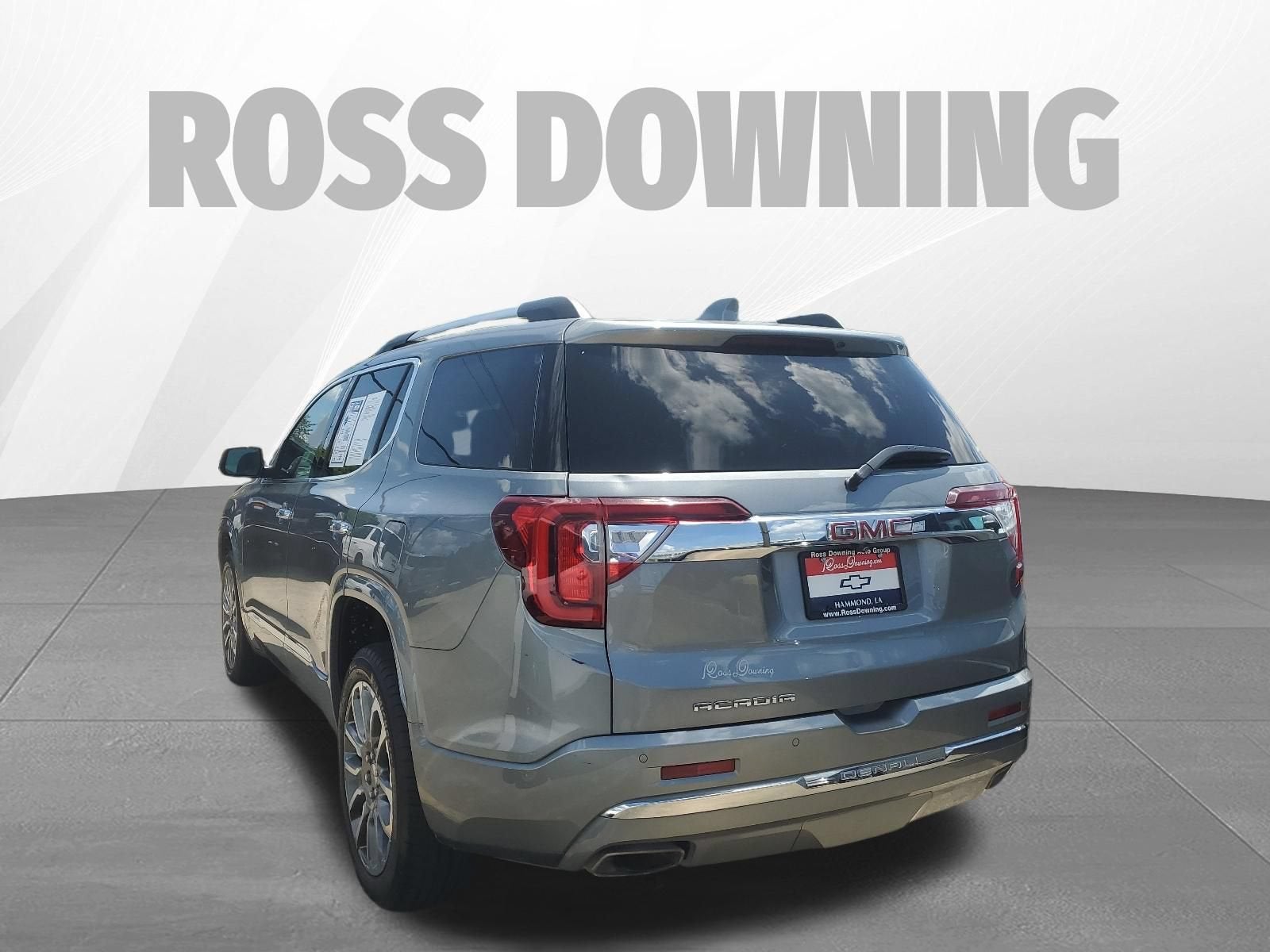 2023 GMC Acadia Denali