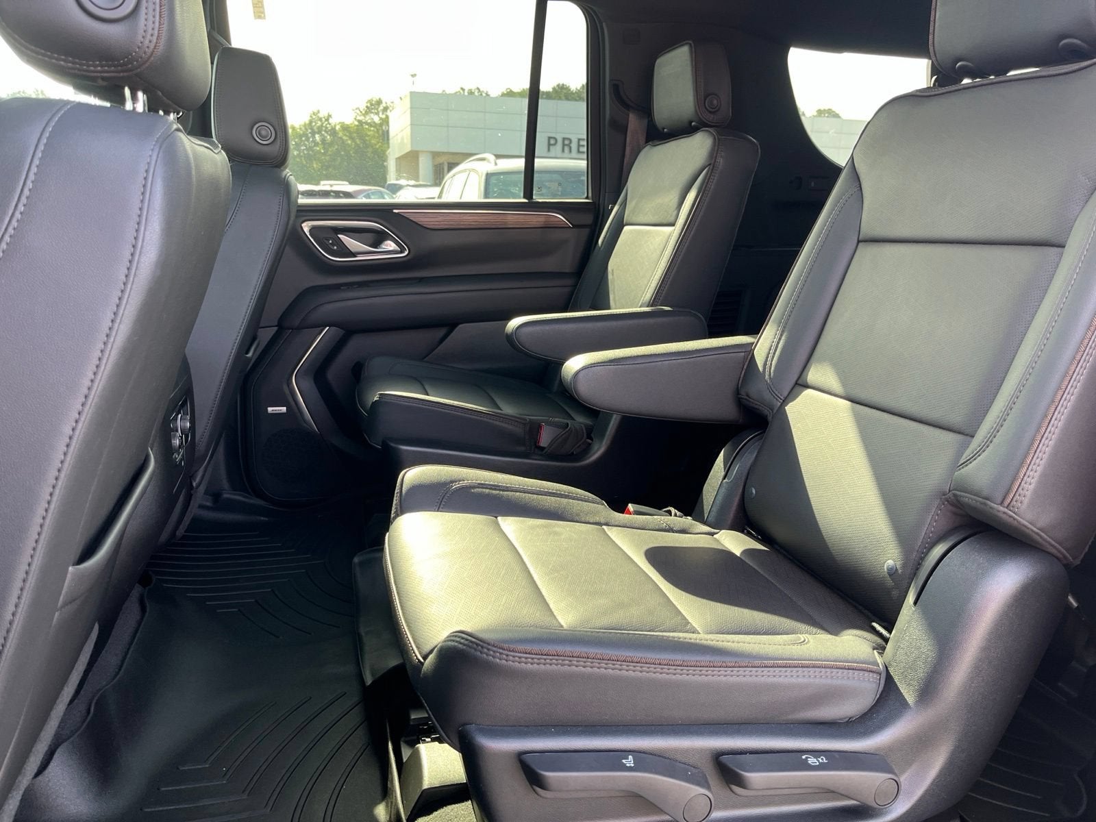 2023 Chevrolet Suburban High Country