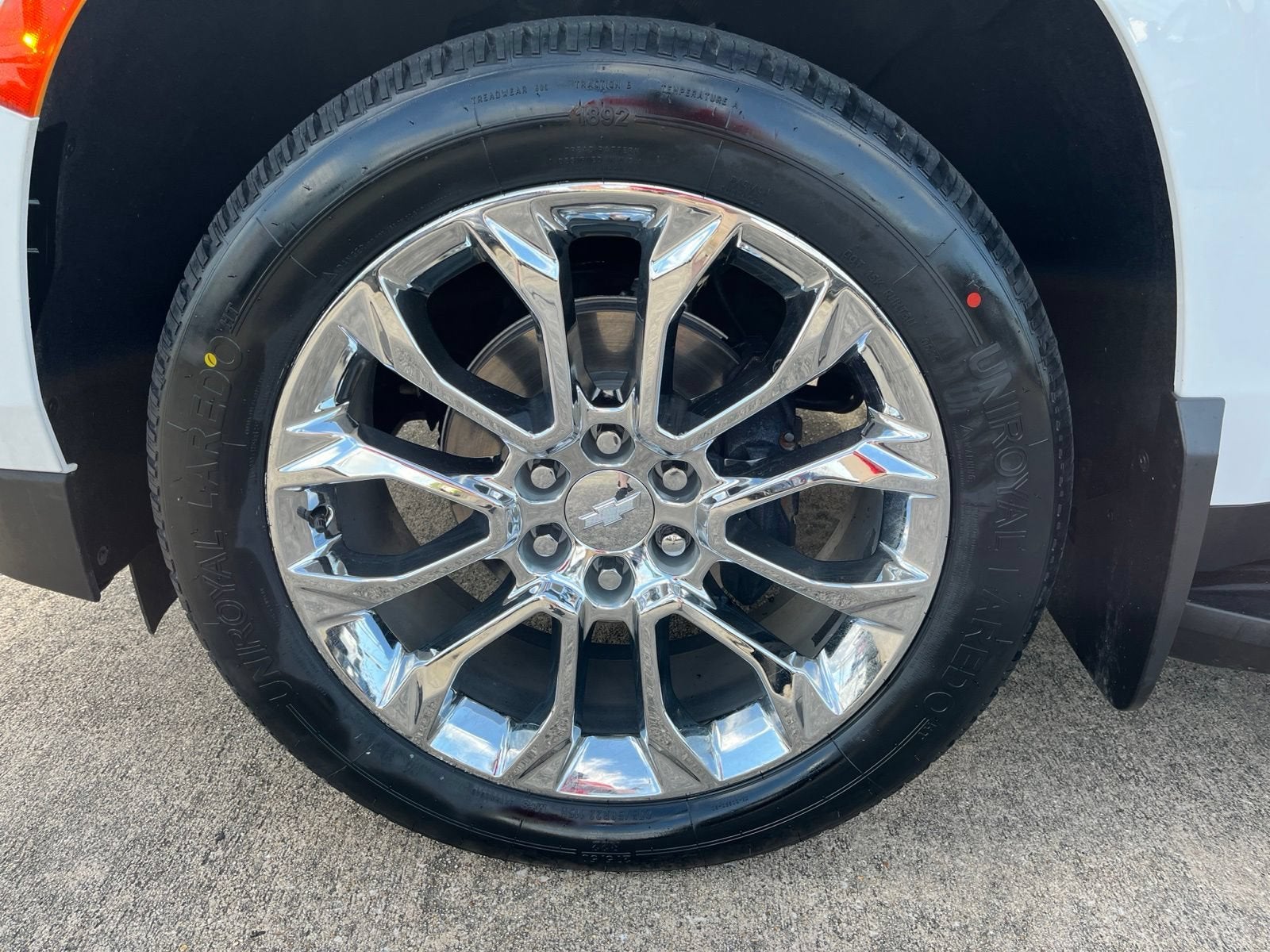 2023 Chevrolet Suburban High Country