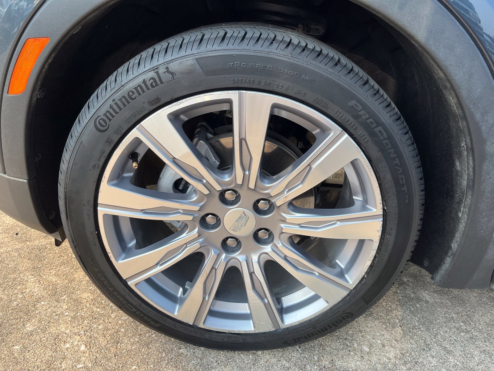 2020 Cadillac XT4 FWD Premium Luxury