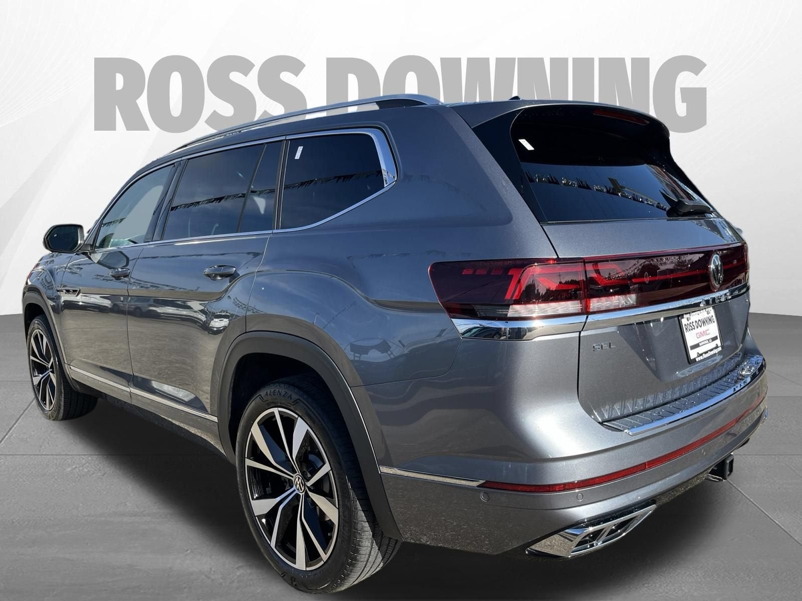 2024 Volkswagen Atlas 2.0T SEL Premium R-Line