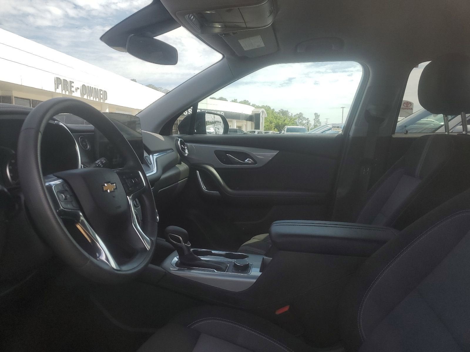 2025 Chevrolet Blazer 2LT