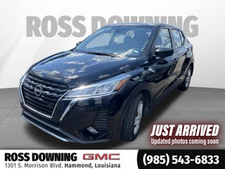 2023 Nissan Kicks S Xtronic CVT