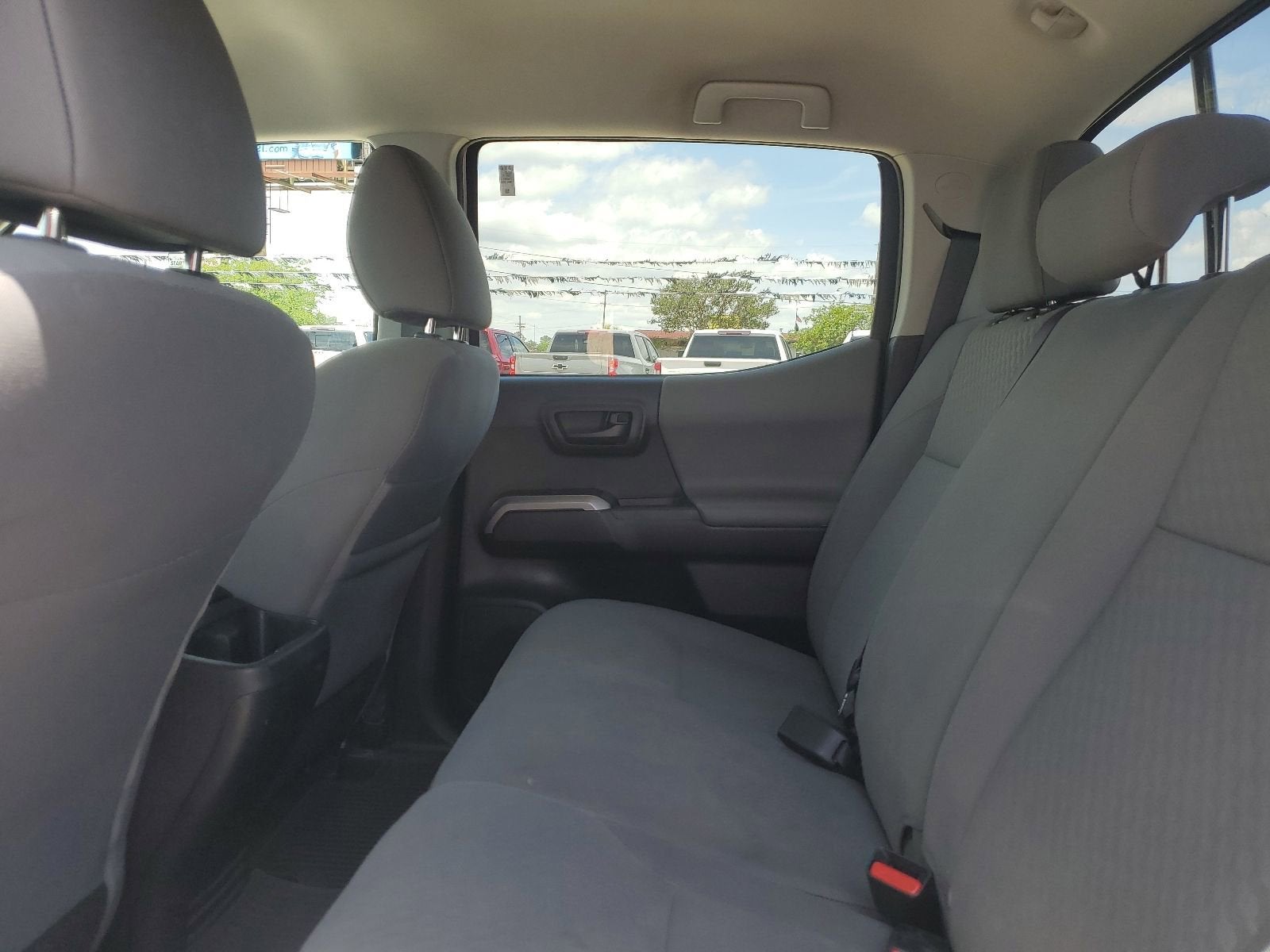 2022 Toyota Tacoma SR5 V6