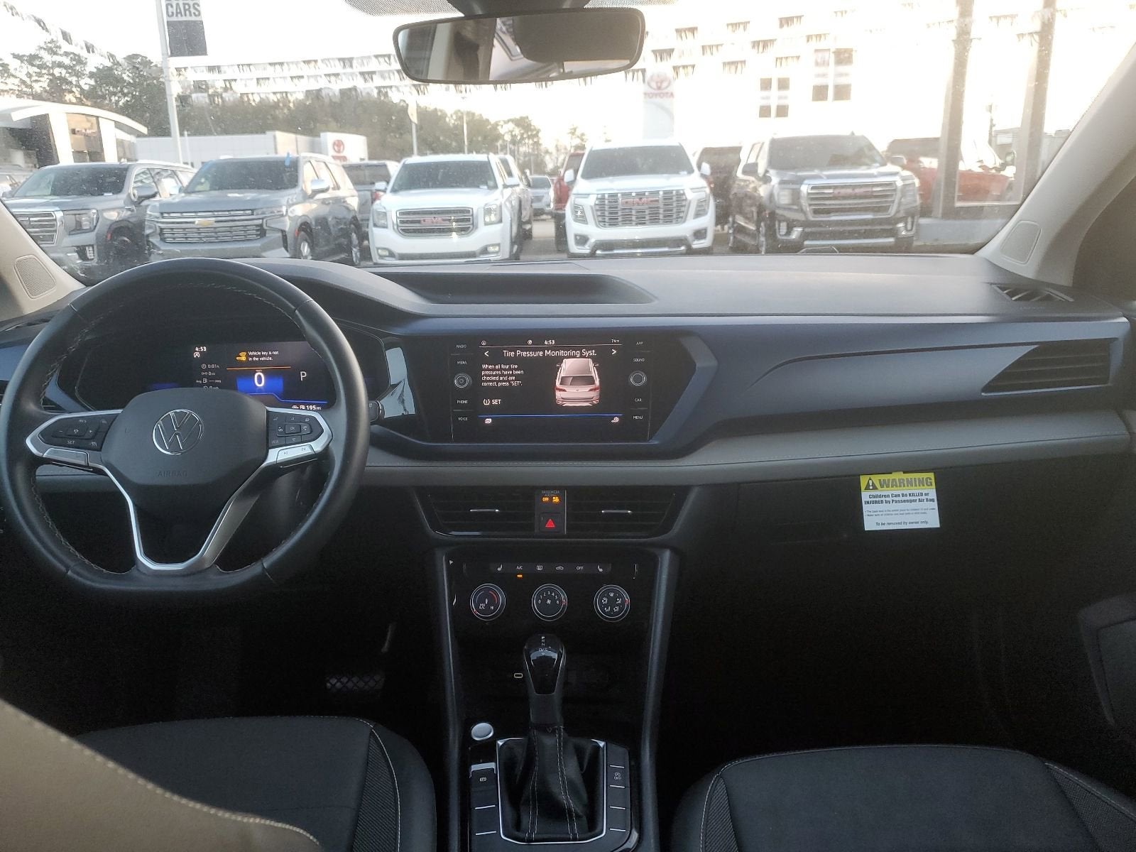 2023 Volkswagen Taos SE