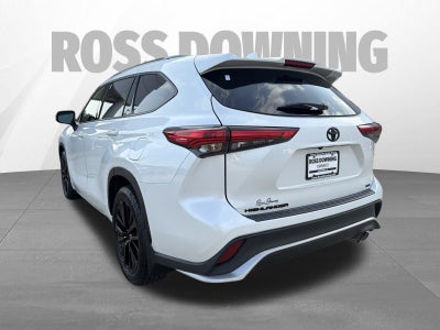2023 Toyota Highlander L
