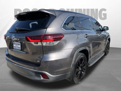 2019 Toyota Highlander SE