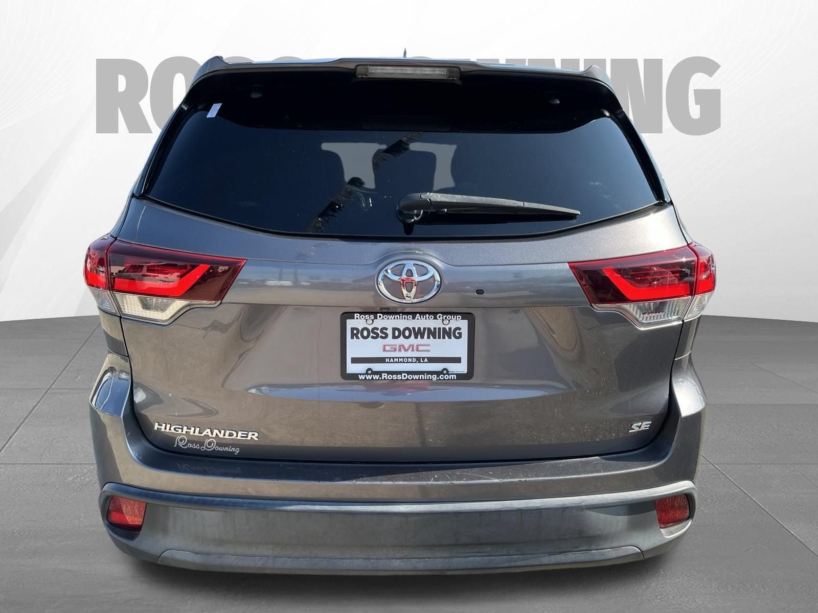 2019 Toyota Highlander SE