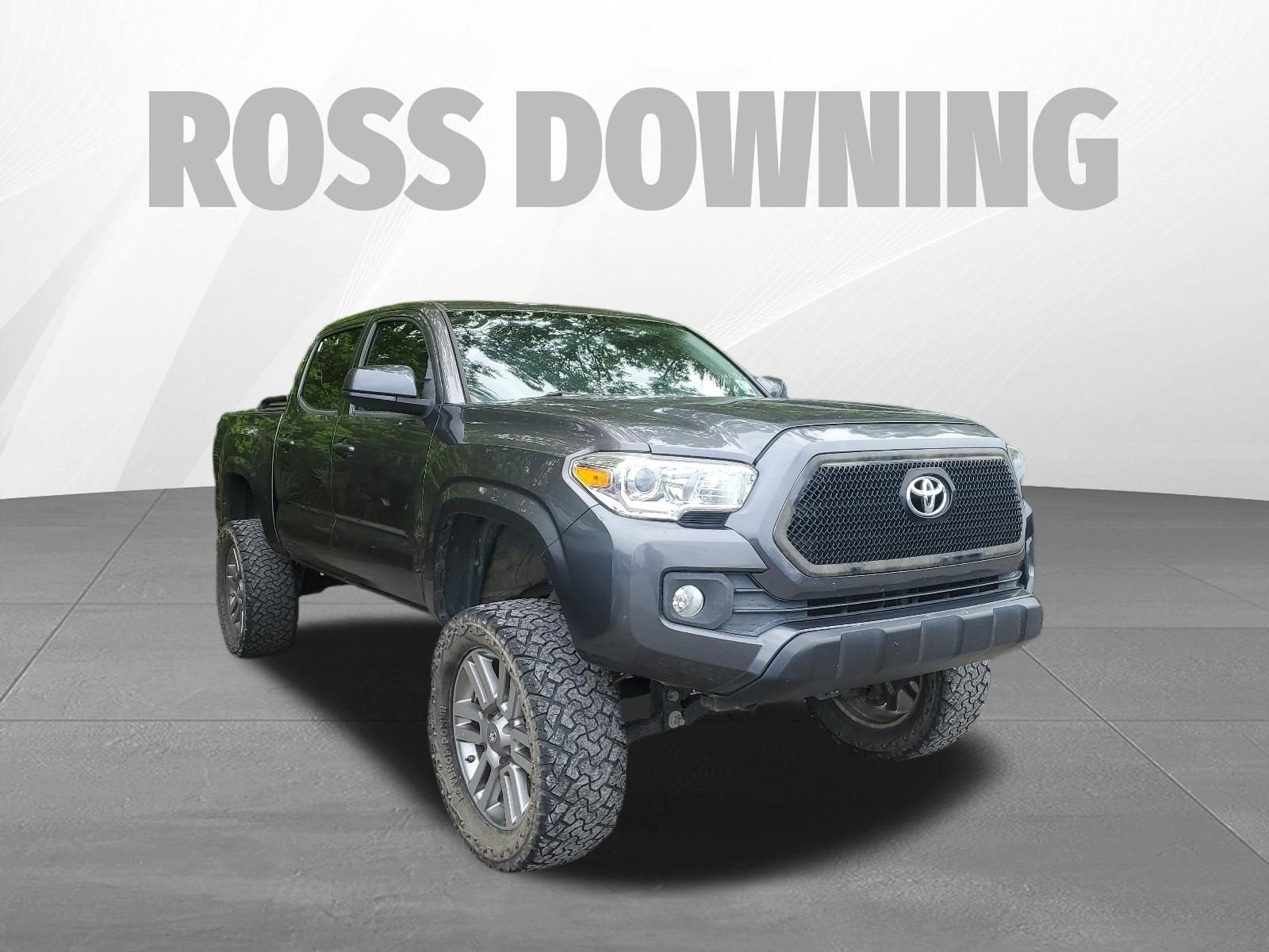 2017 Toyota Tacoma SR