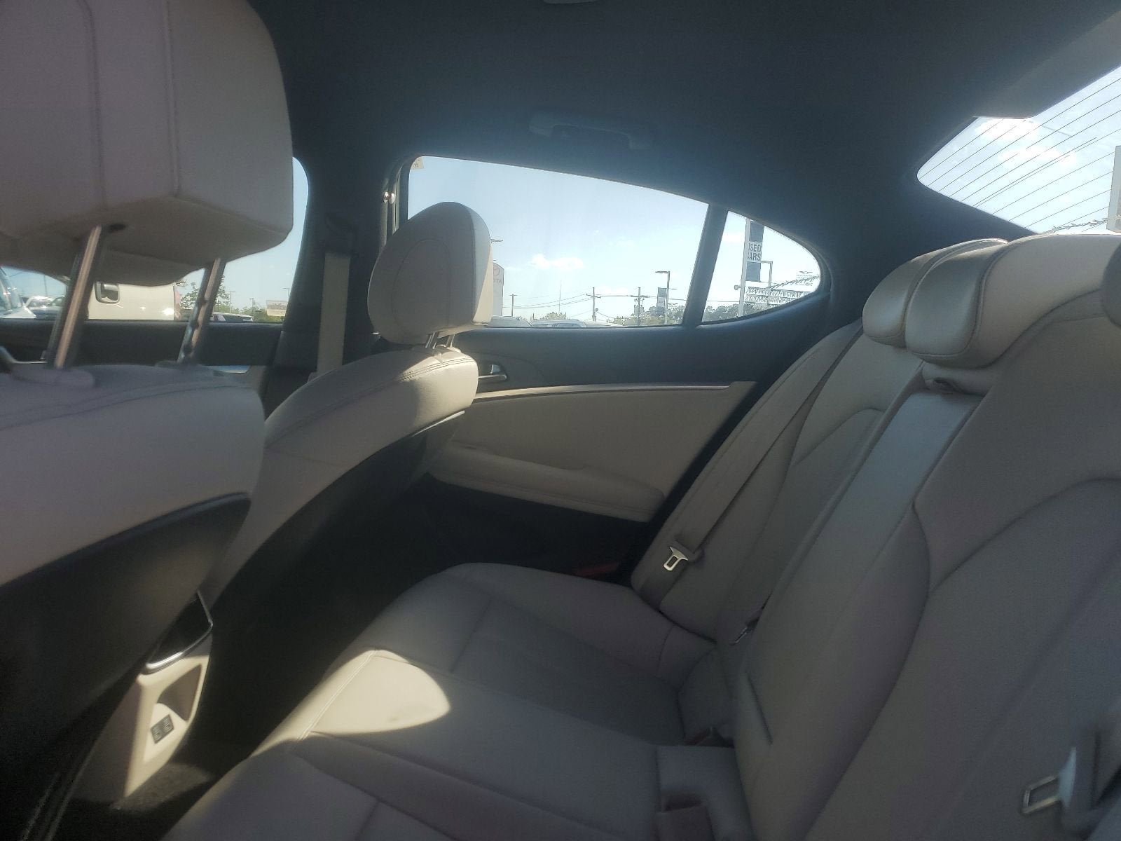 2024 Genesis G70 2.5T