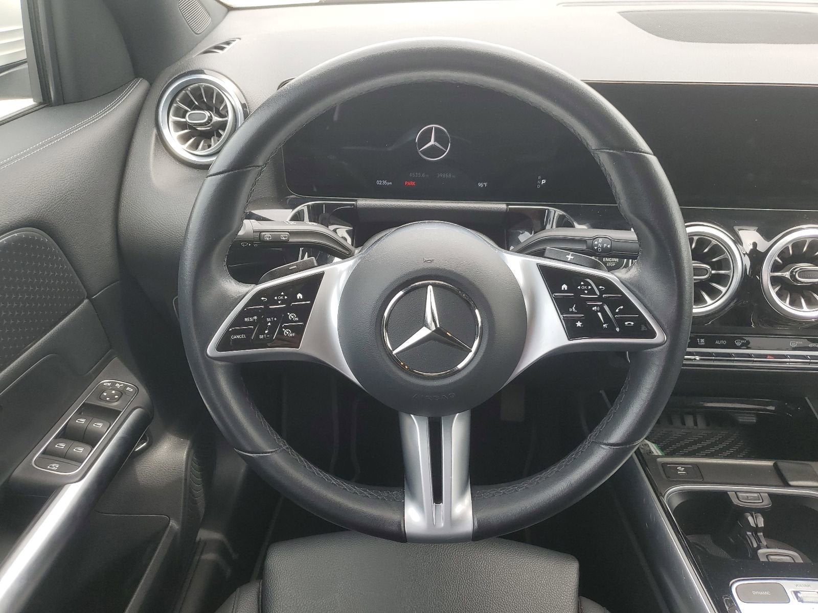 2025 Mercedes-Benz GLA 250 4MATIC®