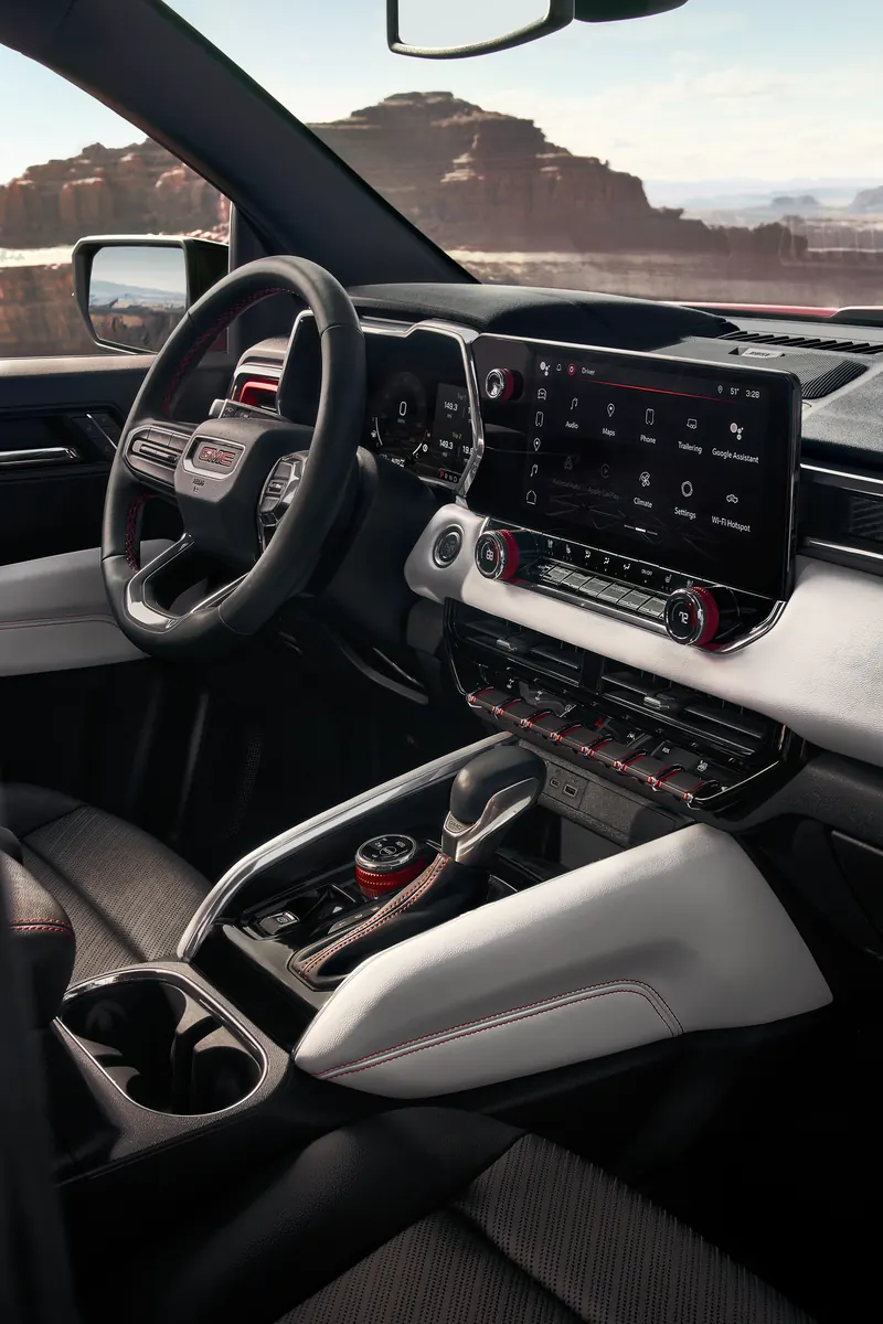 2026 GMC Canyon infotainment system at Ross Downing GMC in HAMMOND LA